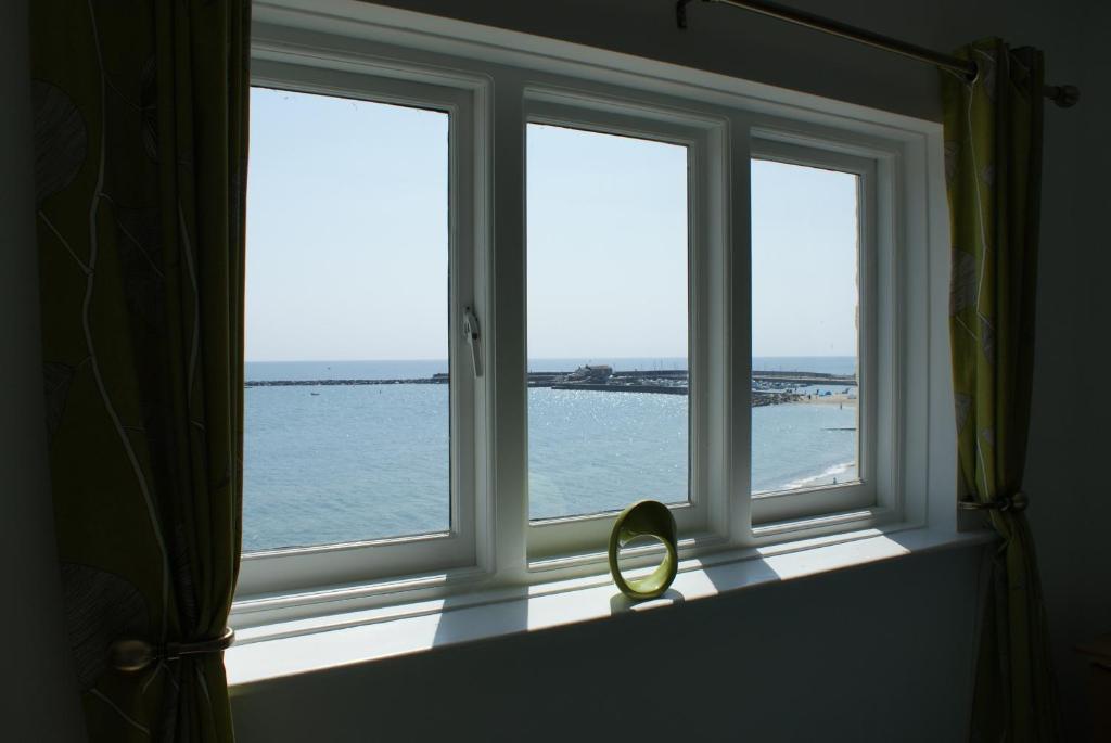 Apartamento The Bay Lyme Regis Habitación foto